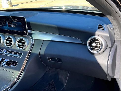 Used 2019 Mercedes-Benz C 300 4MATIC Sedan image 17