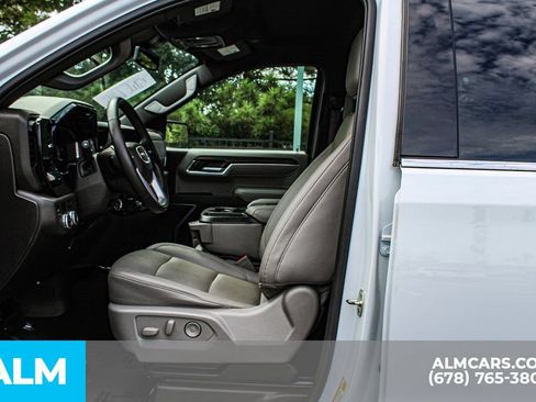 Used 2025 GMC Sierra 1500 SLT RWD image 16