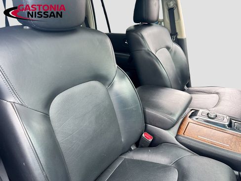 Used 2024 Nissan Armada SL w/ Captain's Chairs Package AWD/4WD image 35