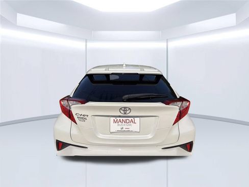 Used 2020 Toyota C-HR LE FWD image 30