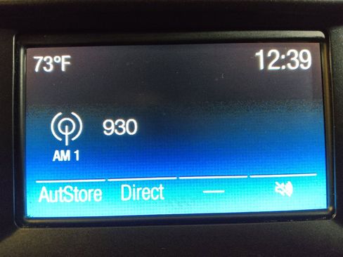 Used 2018 Ford Fusion SE FWD image 25