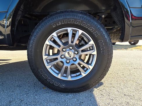 Used 2019 Ford F150 Lariat image 15