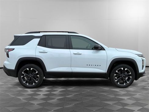 New 2026 Chevrolet Equinox RS w/ Convenience Package III image 2