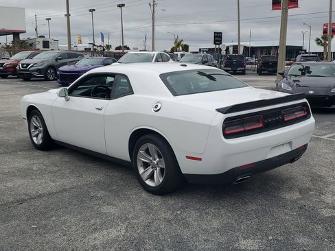 Used 2023 Dodge Challenger SXT RWD image 8