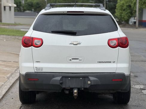 Used 2011 Chevrolet Traverse LT w/ LPO, 'HIT The Road' Package AWD/4WD image 7