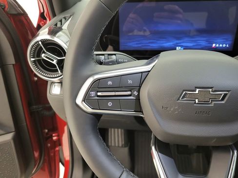 New 2026 Chevrolet Equinox LT w/ Midnight Edition FWD image 3