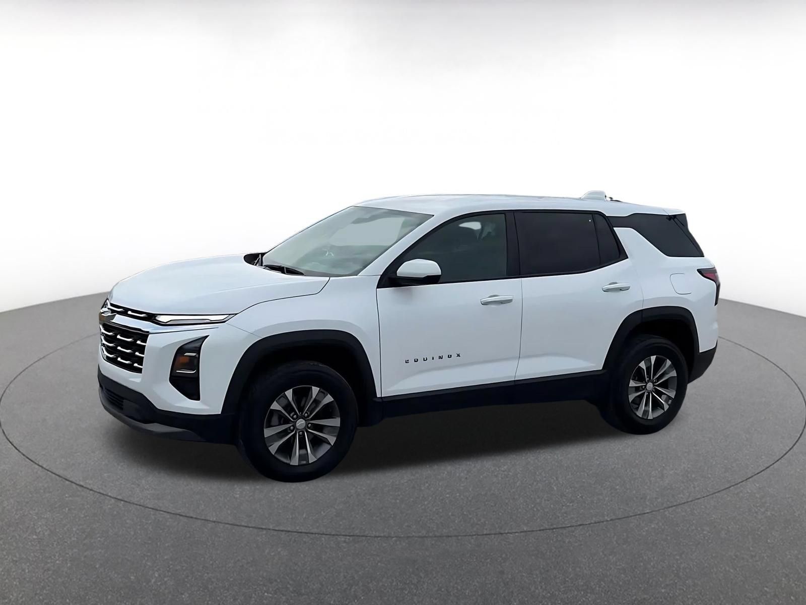 Used 2025 Chevrolet Equinox LT FWD image 7