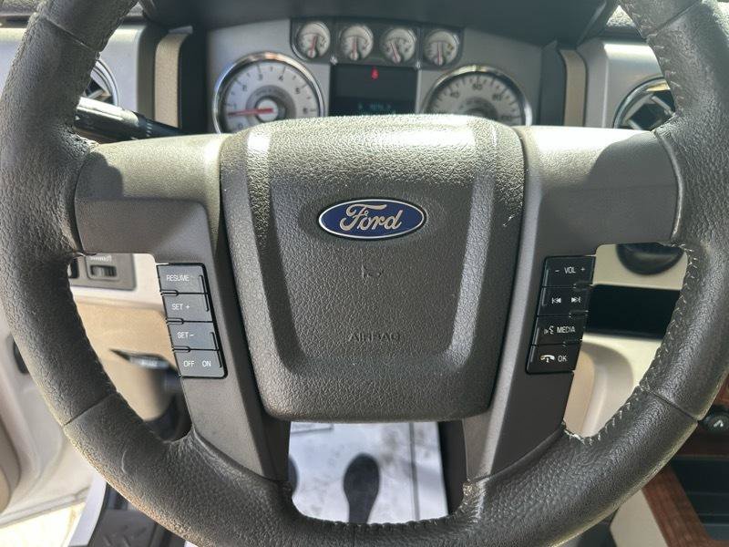 Used 2010 Ford F150 Lariat RWD image 12