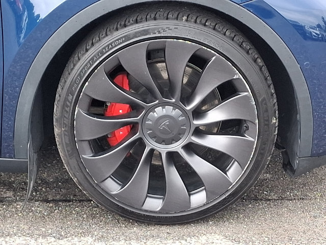 Used 2022 Tesla Model Y Performance AWD/4WD image 23