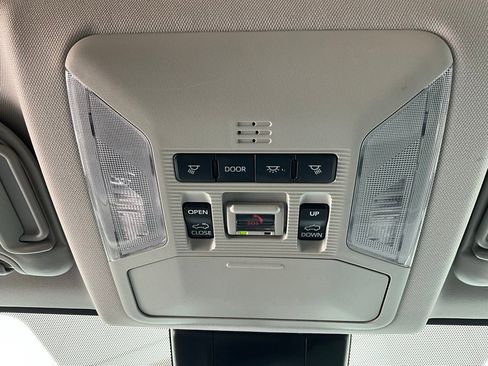 Used 2025 Toyota RAV4 XLE image 17