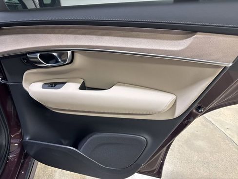 New 2026 Volvo XC90 B5 Plus w/ Protection Package image 23