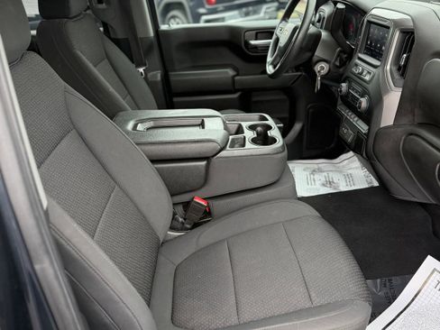 Used 2022 Chevrolet Silverado 1500 Custom image 11