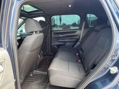 Used 2025 Honda CR-V Sport image 30