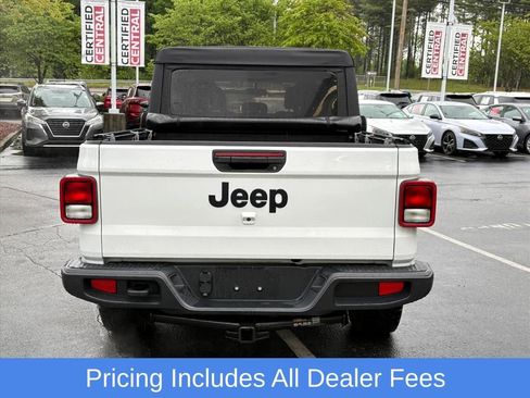 Used 2023 Jeep Gladiator Sport AWD/4WD image 6