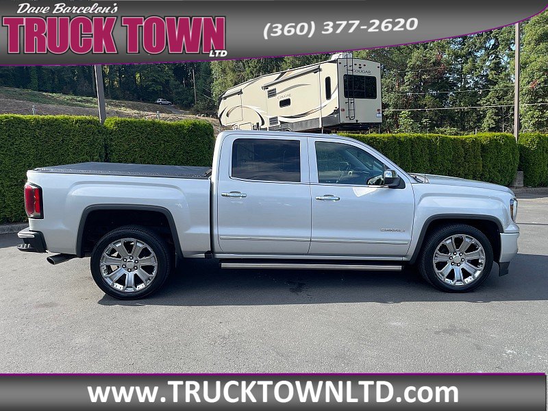 Used 2017 GMC Sierra 1500 Denali w/ Denali Ultimate Package AWD/4WD image 6