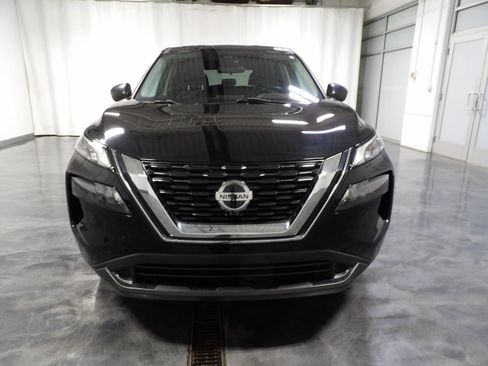 Used 2021 Nissan Rogue S AWD/4WD image 2