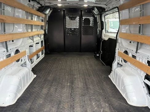 Used 2024 Ford Transit 250 Low Roof w/ Exterior Upgrade Package image 9