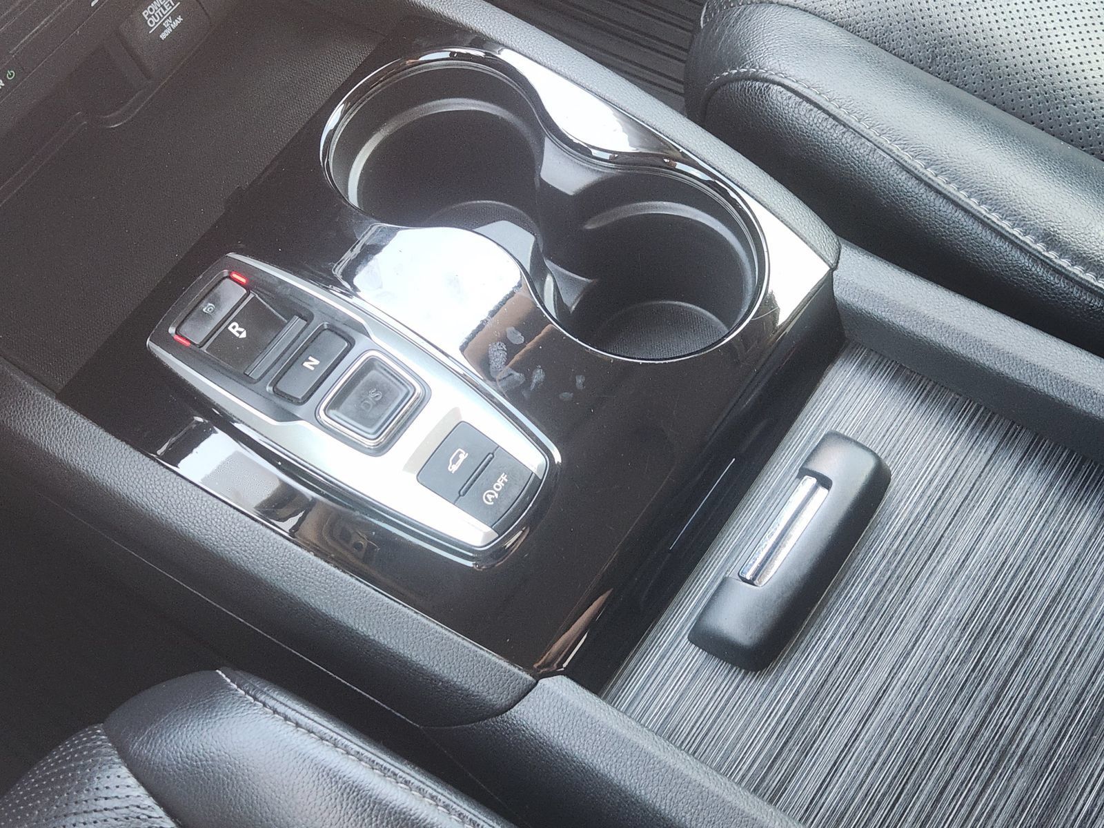 Used 2017 Honda Pilot Elite image 23