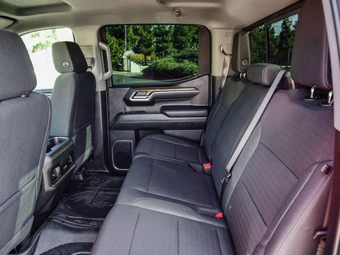 Used 2025 Chevrolet Silverado 1500 LT w/ Safety Package image 21