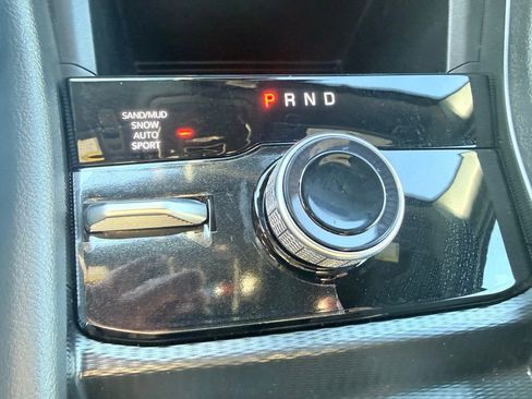 New 2025 Jeep Grand Cherokee L Limited w/ Black Appearance Package image 3