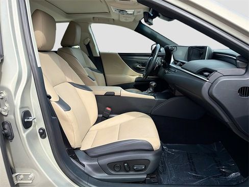 Used 2020 Lexus ES 350 w/ Premium Package image 15