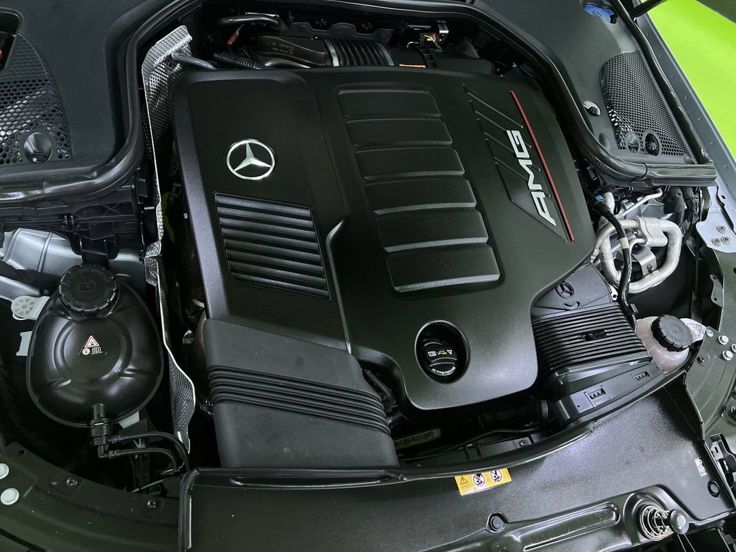 Used 2021 Mercedes-Benz AMG GT 43 w/ Driver Assistance Package image 32