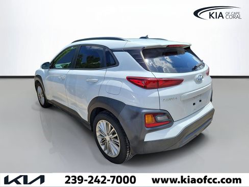 Used 2021 Hyundai Kona SEL FWD image 4