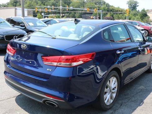 Used 2016 Kia Optima EX w/ Premium Package FWD image 5