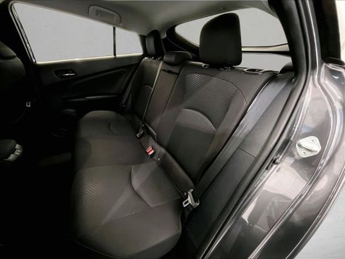 Used 2021 Toyota Prius LE FWD image 28