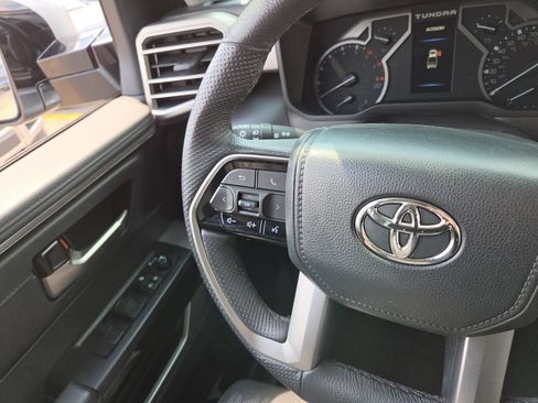 Used 2023 Toyota Tundra Limited AWD/4WD image 18