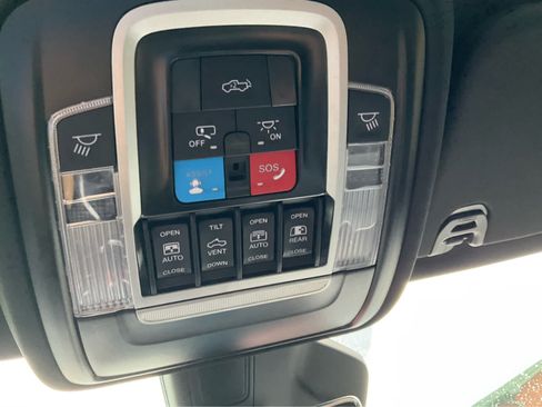 Used 2025 RAM 1500 RHO w/ RHO Level 1 Equipment Group AWD/4WD image 18