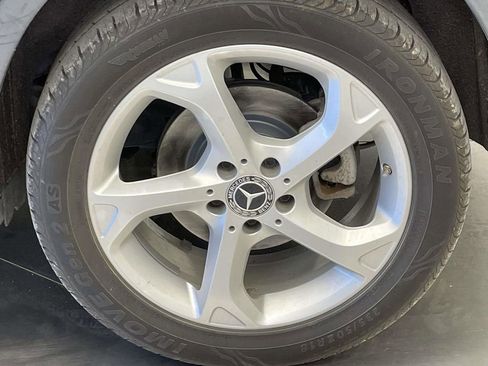 Used 2019 Mercedes-Benz GLA 250 4MATIC image 12