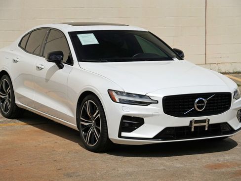 Used 2022 Volvo S60 B5 R-Design w/ Climate Package FWD image 53