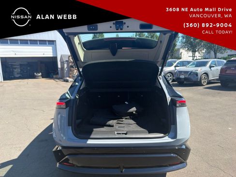 Used 2024 Nissan Ariya AWD image 30