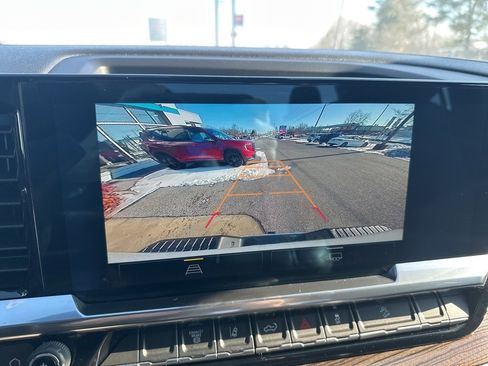 Used 2024 Chevrolet Silverado 2500 LT image 20