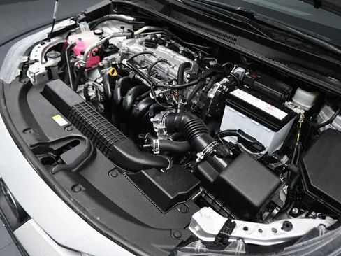 Used 2022 Toyota Corolla LE FWD image 65