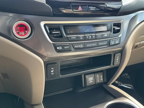 Used 2017 Honda Pilot EX-L image 24