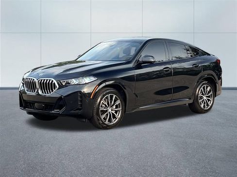 Used 2025 BMW X6 xDrive40i AWD/4WD image 12