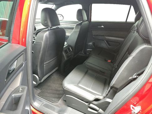 Used 2022 Volkswagen Atlas Cross Sport SE w/ Black Wheel Package AWD/4WD image 30