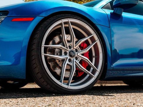 Used 2015 Audi R8 V10 AWD/4WD image 11