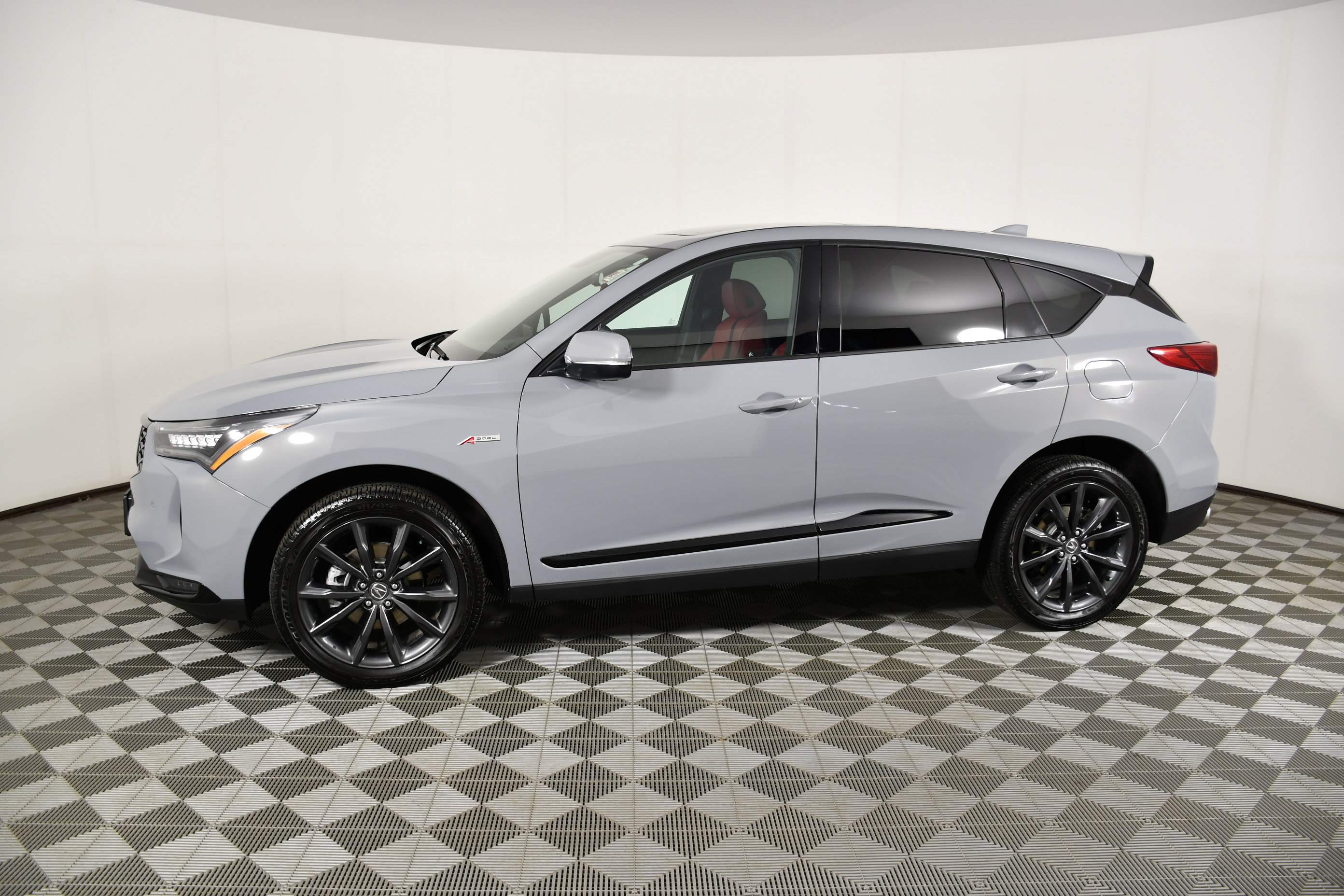 Used 2025 Acura RDX w/ Advance Package AWD/4WD image 9