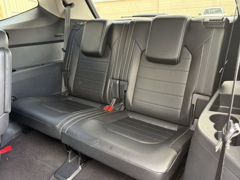 Used 2022 Volkswagen Atlas SEL Premium image 23