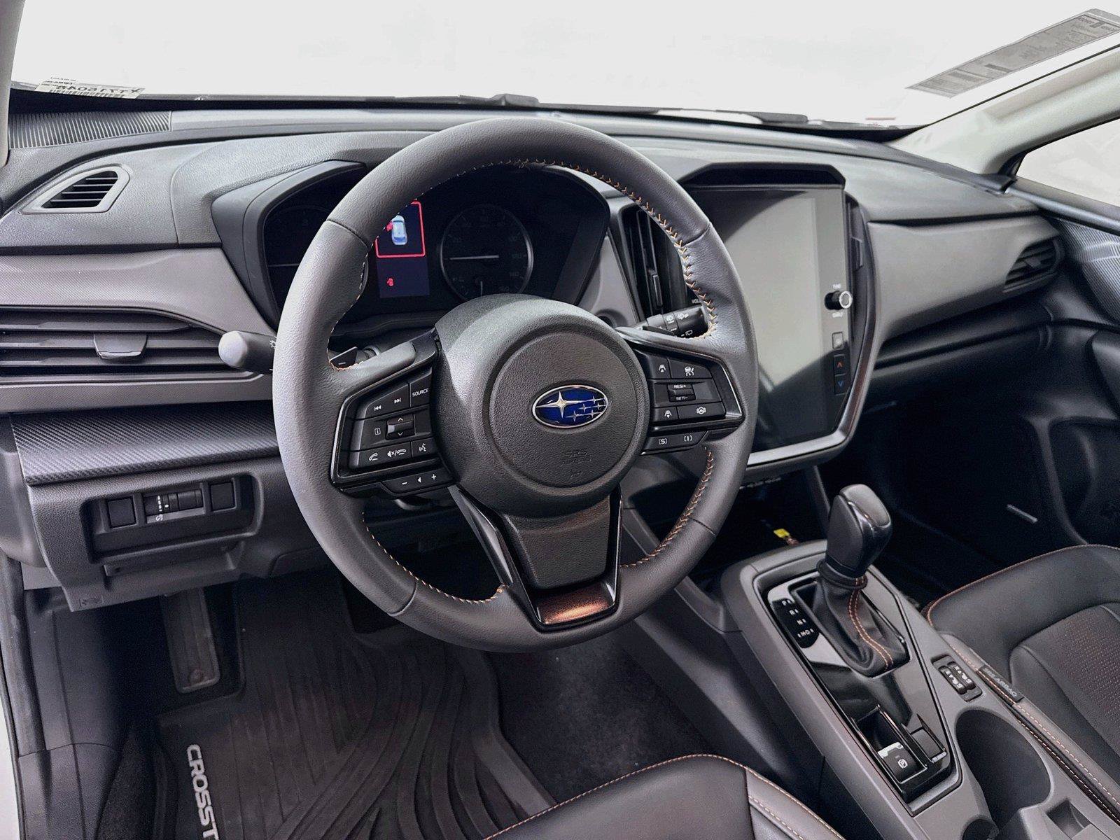 Used 2025 Subaru Crosstrek 2.5i Limited w/ Popular Package #4A AWD/4WD image 4