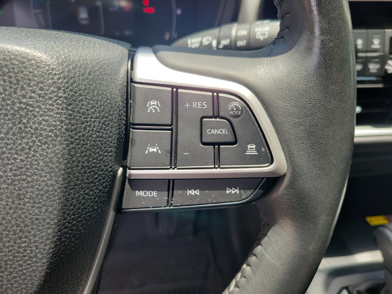 Used 2024 Toyota Grand Highlander AWD Hybrid image 21