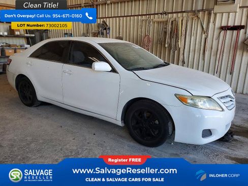 Used 2011 Toyota Camry LE image 5