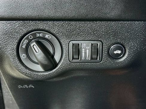 Used 2022 Dodge Charger Scat Pack RWD image 10