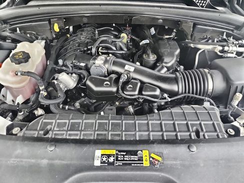 Used 2023 Jeep Grand Cherokee L Laredo AWD/4WD image 40