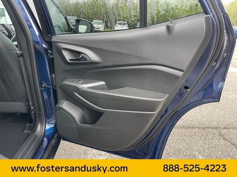 Used 2024 Chevrolet Trax LT w/ Driver Confidence Package image 18