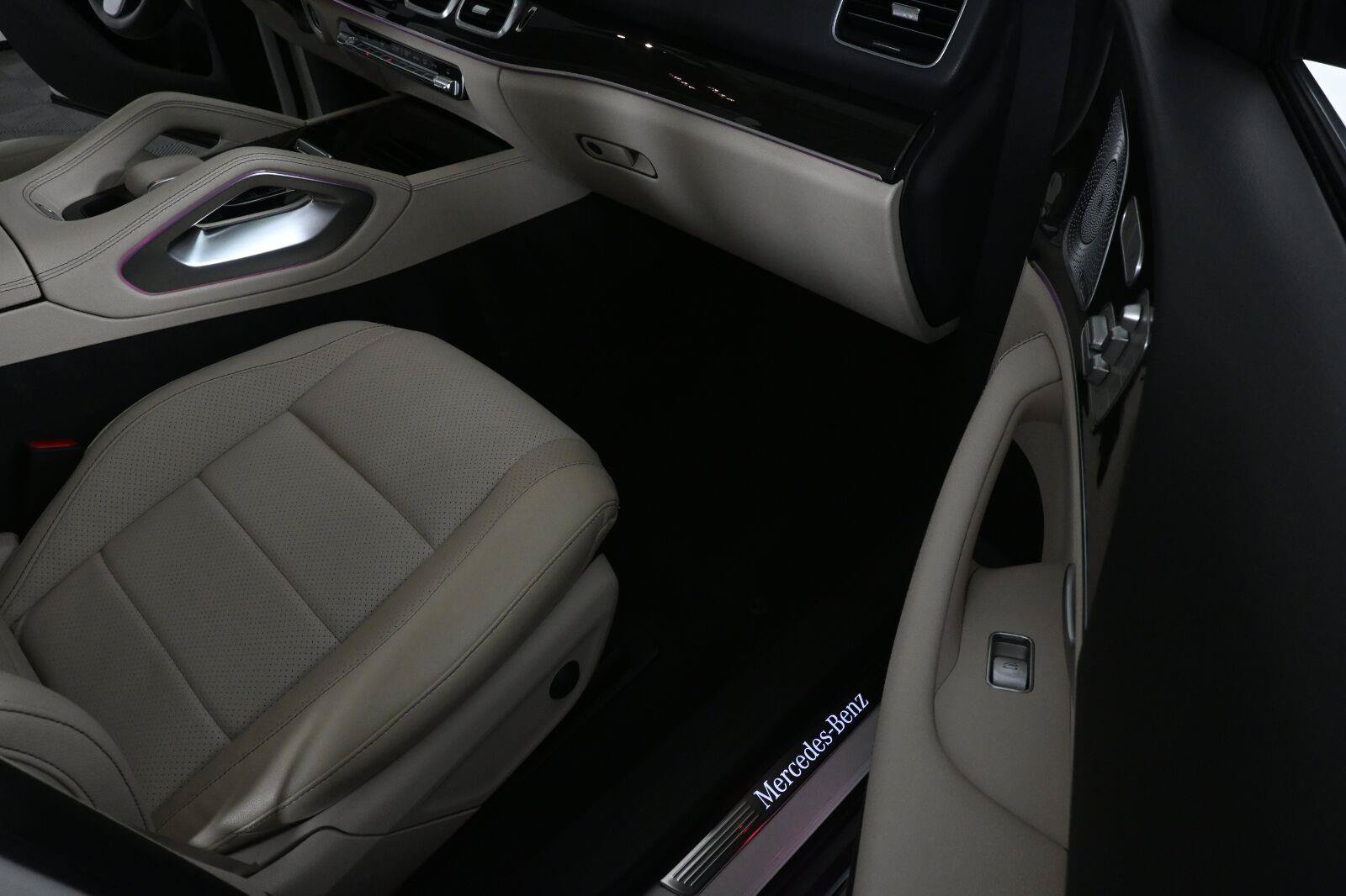 Certified 2020 Mercedes-Benz GLE 350 4MATIC image 19