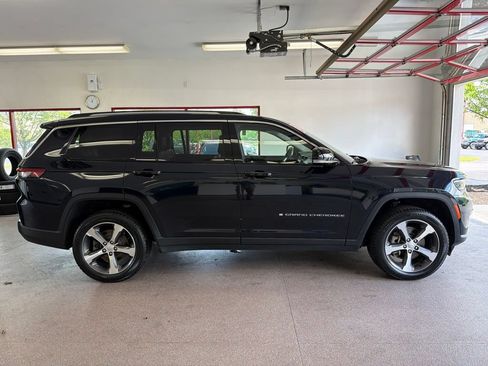 Certified 2023 Jeep Grand Cherokee L Limited w/ Trailer Tow Group (B) AWD/4WD image 32